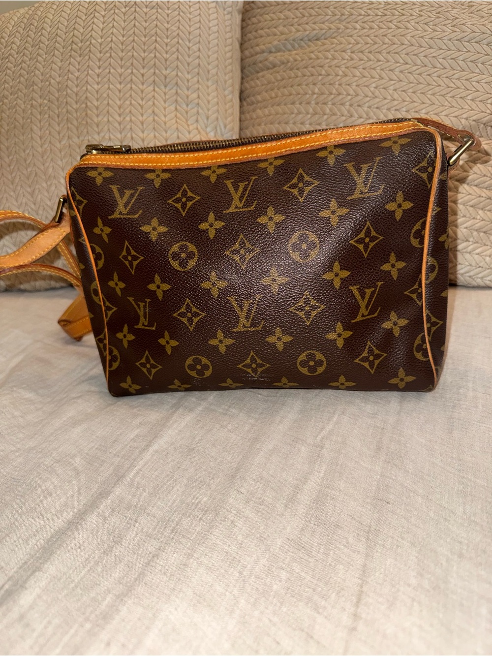 Vintage louis vuitton bag - Picture 2 of 9